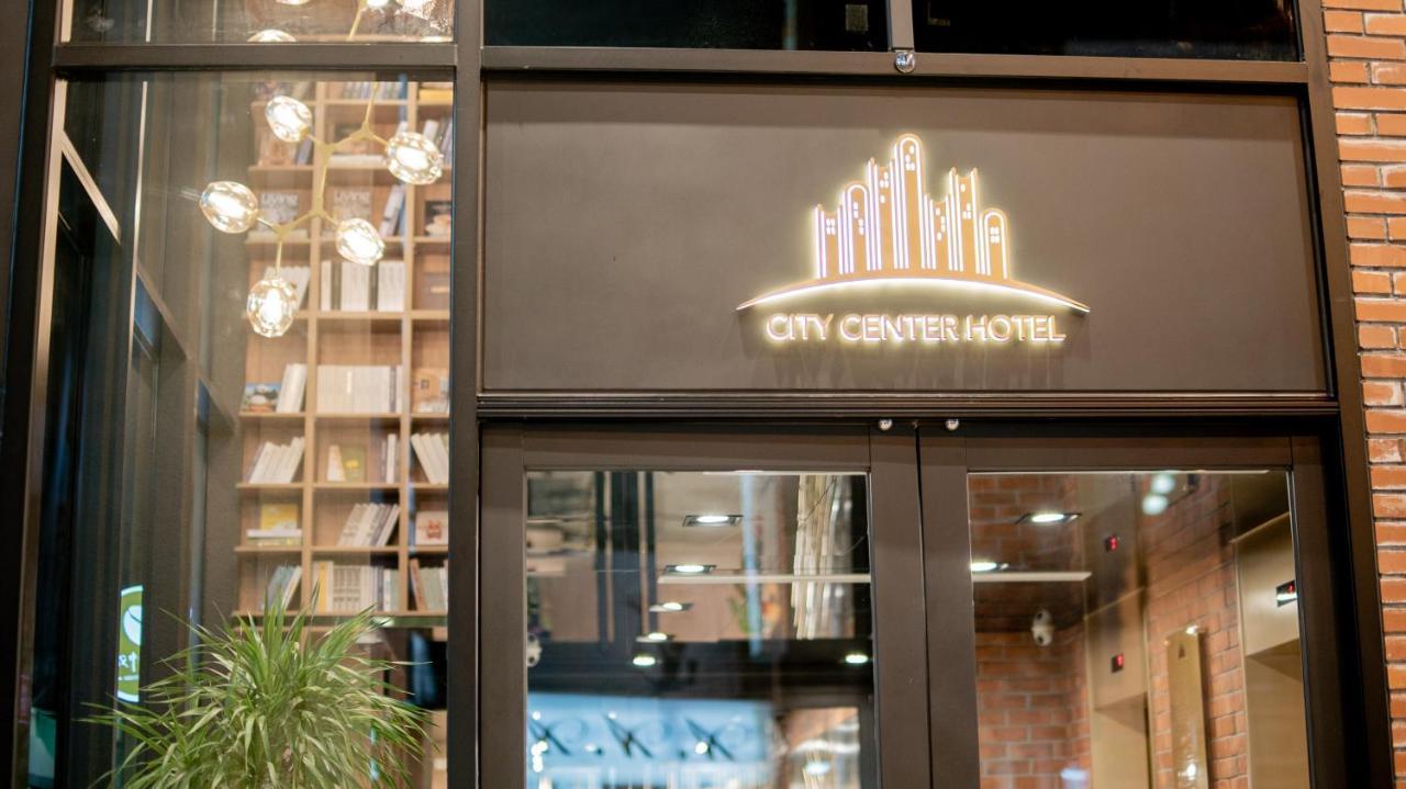 City Center Hotel Taichung Buitenkant foto