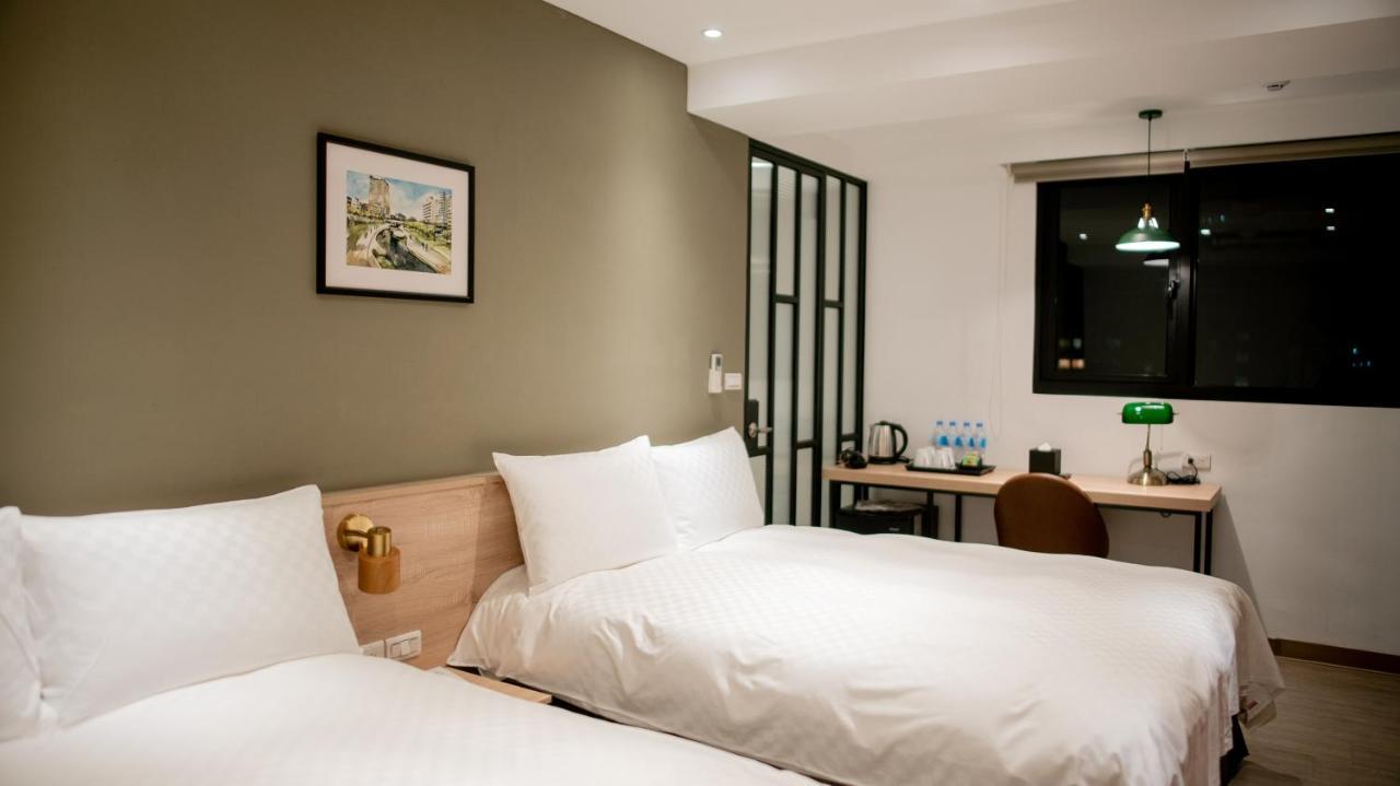 City Center Hotel Taichung Buitenkant foto