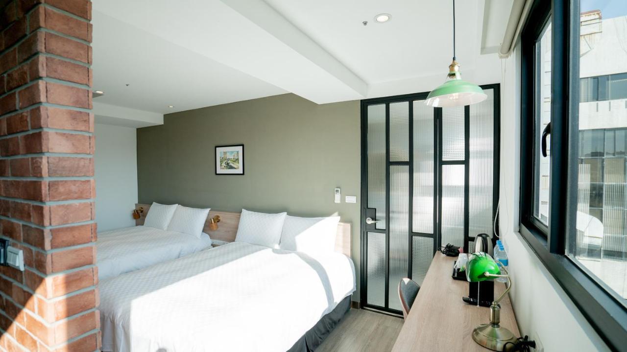 City Center Hotel Taichung Buitenkant foto