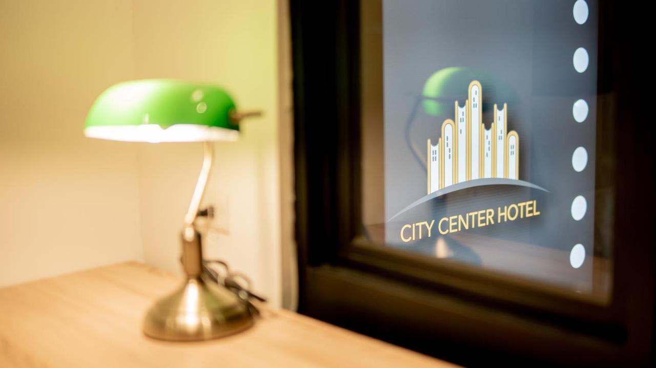 City Center Hotel Taichung Buitenkant foto